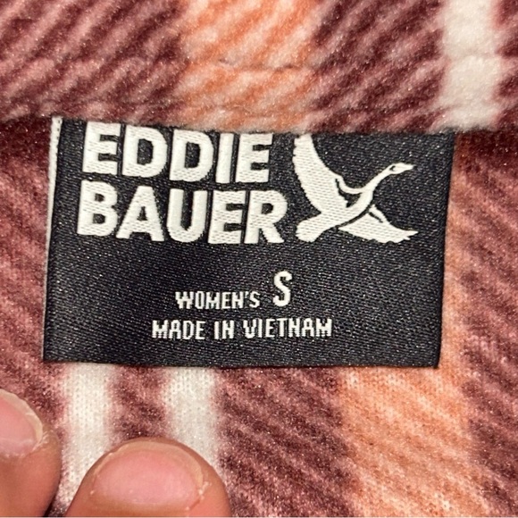 Eddie Bauer women’s micro fleece button up shirt - Picture 3 of 7